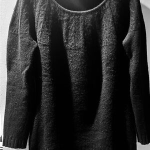 Women’s Black cashmere sweater Color bright